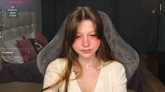 Kristy Bell1 online show from March 20, 11:20 pm