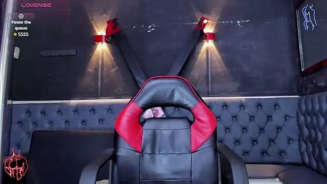 Snapshot of mathewblessed chatting on March 29, 5:07 am mathewblessed online show from March 29, 5:07 am