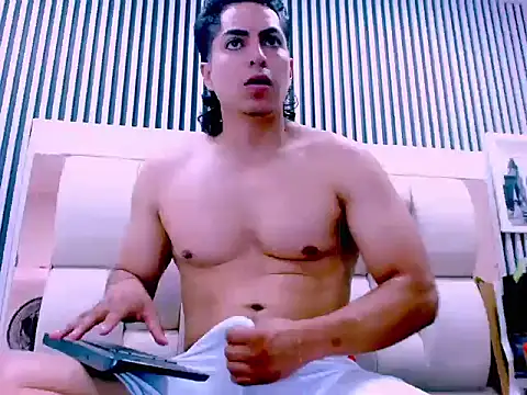 Alex Wolft online show from June 12, 12:37 pm