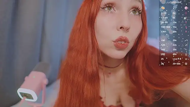 Snapshot of x__sexykitten666__x chatting on May 10, 4:12 pm x sexykitten666 x online show from May 10, 4:12 pm