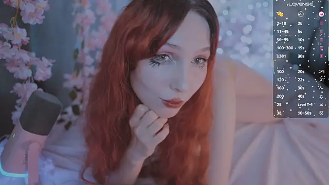 Snapshot of x__sexykitten666__x chatting on June 18, 4:11 pm x sexykitten666 x online show from June 18, 4:11 pm