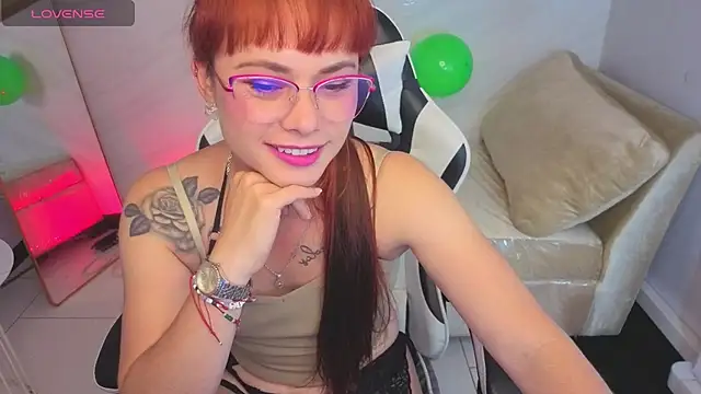 Kimtim v online show from March 18, 8:12 pm