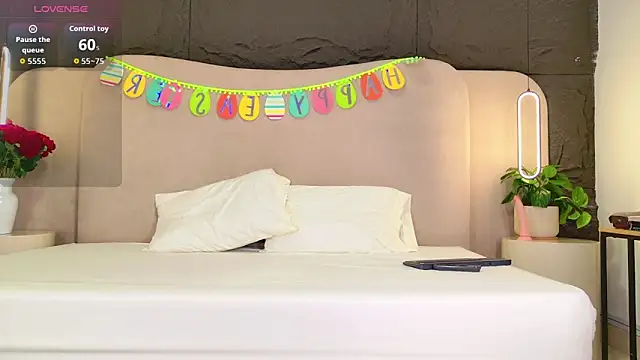 Snapshot of KariinnaG chatting on March 28, 1:00 pm KariinnaG online show from March 28, 1:00 pm