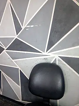 Snapshot of Megan_bad chatting on March 17, 2:27 am Megan bad online show from March 17, 2:27 am