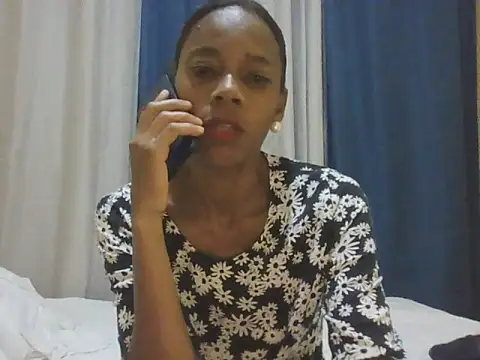 Snapshot of niki301 chatting on March 25, 1:22 am niki301 online show from March 25, 1:22 am