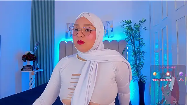 Snapshot of alely_ale chatting on March 27, 6:29 pm alely ale online show from March 27, 6:29 pm