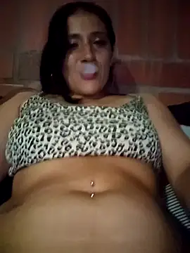 Snapshot of JohanitaRex chatting on March 29, 7:52 am JohanitaRex online show from March 29, 7:52 am