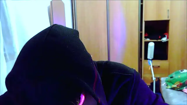 Snapshot of niksikor chatting on March 8, 9:29 pm niksikor online show from March 8, 9:29 pm