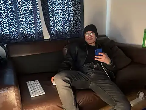 kinkygamerdavid online show from March 10, 8:41 am