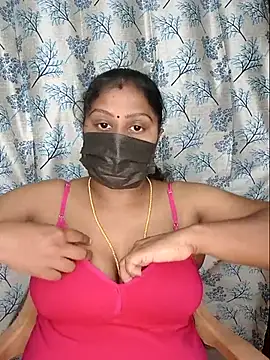 Snapshot of big_boobs123 chatting on March 20, 4:56 pm big boobs123 online show from March 20, 4:56 pm