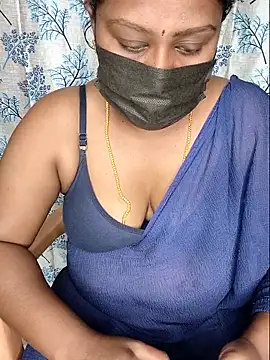 Snapshot of big_boobs123 chatting on March 27, 5:56 pm big boobs123 online show from March 27, 5:56 pm