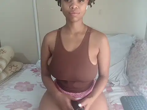 Snapshot of _GoldenRush chatting on March 22, 7:34 am GoldenRush online show from March 22, 7:34 am