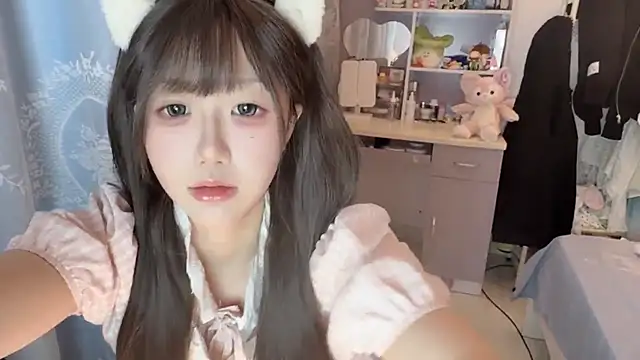 -peony- online show from March 26, 11:27 am