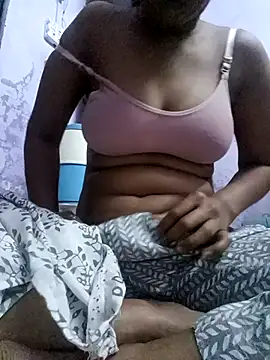 Snapshot of LovelyTrisha chatting on March 18, 6:38 am LovelyTrisha online show from March 18, 6:38 am