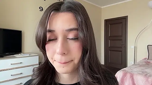 Snapshot of AdeleVelvet chatting on March 20, 9:25 am AdeleVelvet online show from March 20, 9:25 am