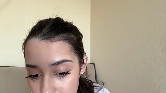 Snapshot of AdeleVelvet chatting on March 24, 10:53 am AdeleVelvet online show from March 24, 10:53 am