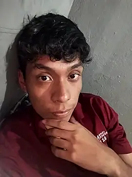 Snapshot of ROCHAIZ chatting on March 17, 11:08 pm ROCHAIZ online show from March 17, 11:08 pm