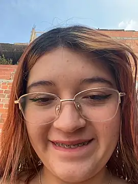 Snapshot of Kari_leonXXX chatting on March 23, 7:07 pm Kari leonXXX online show from March 23, 7:07 pm