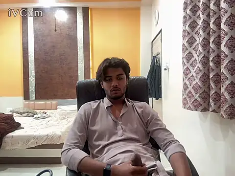 seducing boi online show from March 21, 12:43 pm