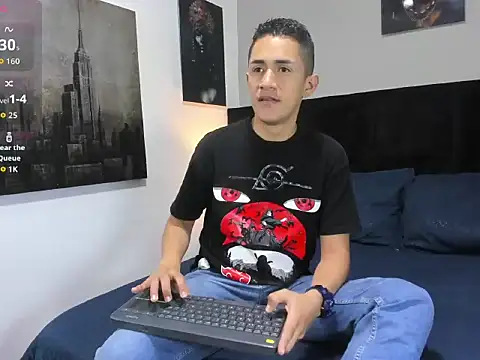 Snapshot of _Alan_Walker_1 chatting on March 28, 2:05 pm Alan Walker 1 online show from March 28, 2:05 pm