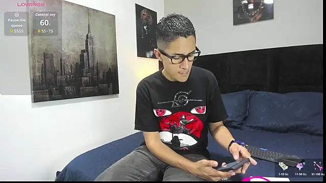 Snapshot of _Alan_Walker_1 chatting on April 2, 1:09 pm Alan Walker 1 online show from April 2, 1:09 pm