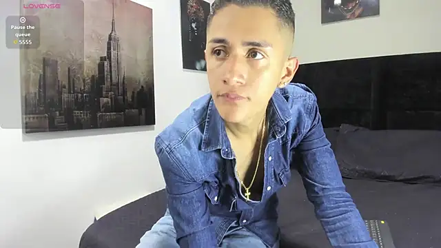 Snapshot of _Alan_Walker_1 chatting on April 19, 6:10 pm Alan Walker 1 online show from April 19, 6:10 pm