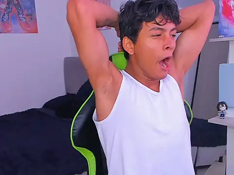 Snapshot of PaulTallx chatting on March 14, 6:02 pm PaulTallx online show from March 14, 6:02 pm