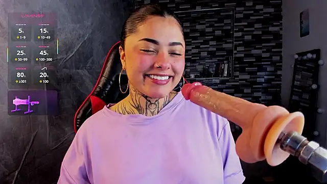 Sophiia cherry online show from March 18, 10:35 pm