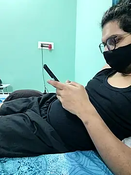 Snapshot of Hunter_9876 chatting on March 15, 8:59 pm Hunter 9876 online show from March 15, 8:59 pm