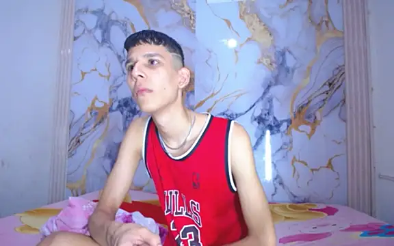 Snapshot of Desire_Boys1 chatting on March 12, 7:09 pm Desire Boys1 online show from March 12, 7:09 pm