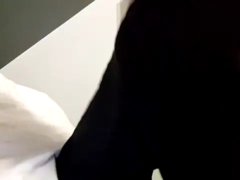 Snapshot of thatcutesubgirlwlw chatting on March 27, 9:25 pm thatcutesubgirlwlw online show from March 27, 9:25 pm