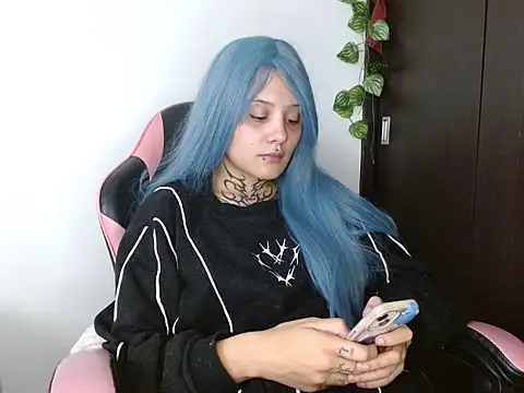 Snapshot of tokiovamp chatting on March 13, 6:58 pm tokiovamp online show from March 13, 6:58 pm