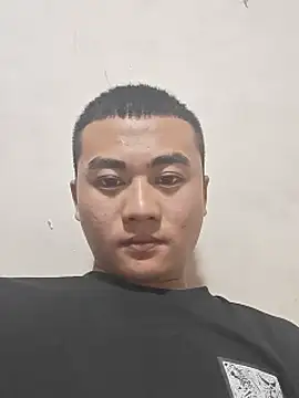 Snapshot of xiaocui06 chatting on March 22, 11:35 am xiaocui06 online show from March 22, 11:35 am