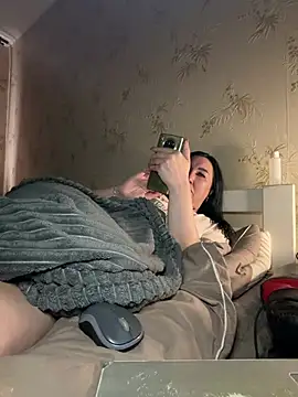 Snapshot of Besthot_2026 chatting on March 25, 11:27 am Besthot 2026 online show from March 25, 11:27 am