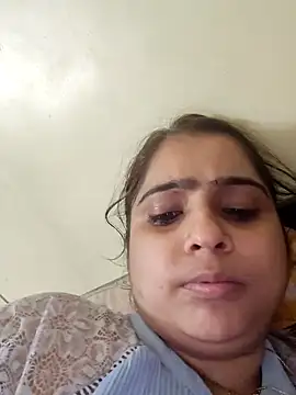 Snapshot of riyasingh9900 chatting on March 11, 7:25 am riyasingh9900 online show from March 11, 7:25 am