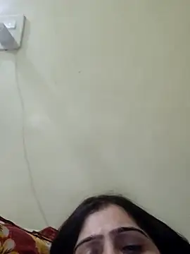 Snapshot of riyasingh9900 chatting on March 17, 3:33 am riyasingh9900 online show from March 17, 3:33 am