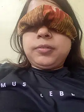 Snapshot of riyasingh9900 chatting on March 18, 11:24 am riyasingh9900 online show from March 18, 11:24 am