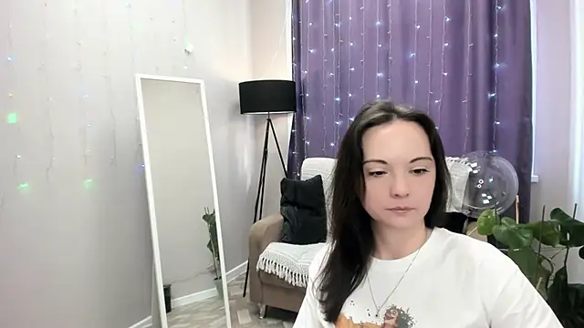 Snapshot of Harmoni_Love chatting on March 20, 6:29 am Harmoni Love online show from March 20, 6:29 am