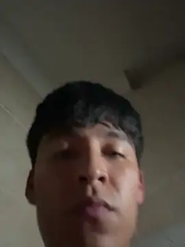 uunico22anni online show from March 11, 7:53 pm