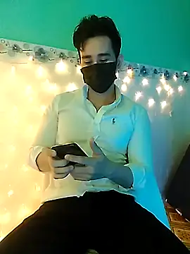 Snapshot of gymboy900 chatting on March 16, 7:12 am gymboy900 online show from March 16, 7:12 am