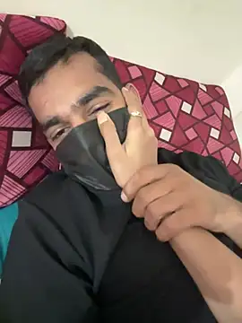 Snapshot of Manpreet057 chatting on March 18, 12:41 pm Manpreet057 online show from March 18, 12:41 pm