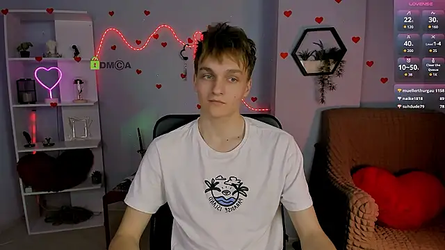 Snapshot of john_lik chatting on March 26, 1:17 pm john lik online show from March 26, 1:17 pm