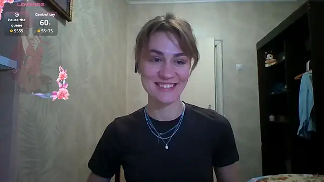 ElenoreHolguin online show from March 22, 3:15 pm