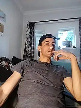 Snapshot of LiL-DRapXXX chatting on April 21, 2:45 pm LiL-DRapXXX online show from April 21, 2:45 pm