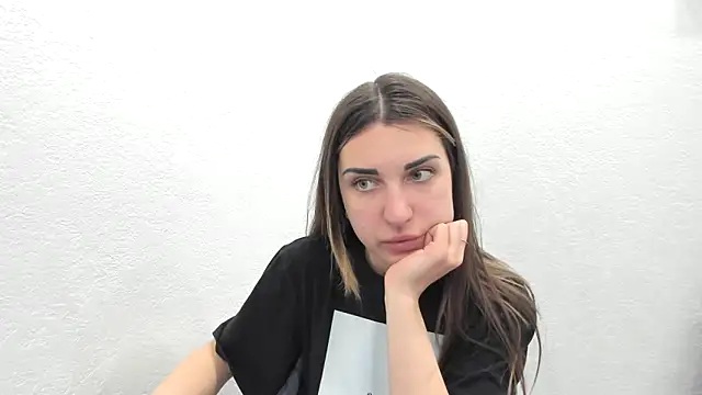 Snapshot of summmmersky1 chatting on March 13, 4:35 pm summmmersky1 online show from March 13, 4:35 pm