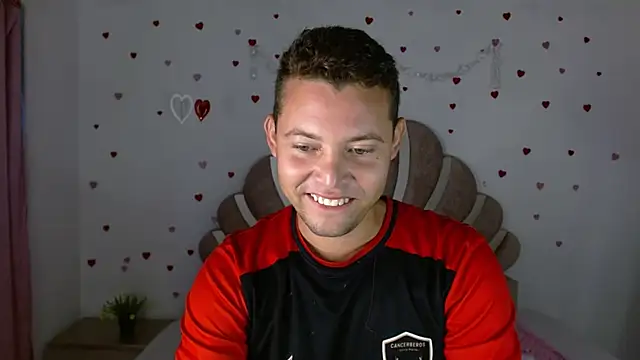 Snapshot of sven_fox723 chatting on March 21, 11:37 am sven fox723 online show from March 21, 11:37 am