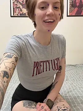 Snapshot of ginger_cream chatting on March 20, 6:13 pm ginger cream online show from March 20, 6:13 pm