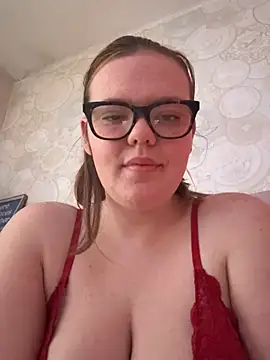 MissMilly050 online show from March 22, 6:39 am