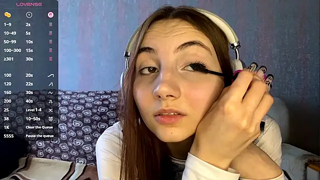 Snapshot of AlisaBloom chatting on March 16, 10:52 am AlisaBloom online show from March 16, 10:52 am