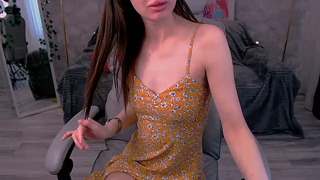 Snapshot of EmiliSkyy chatting on March 15, 6:41 am EmiliSkyy online show from March 15, 6:41 am